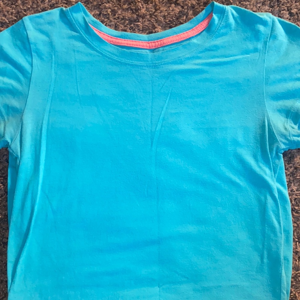Womens simple blue shirt ✨